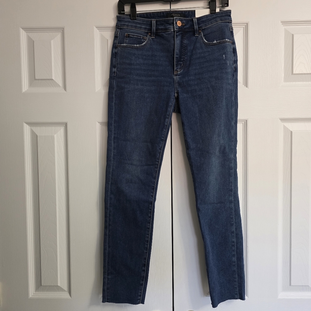 Ann Taylor The Skinny Mid Rise Jeans Dark Wash Women's Size 4 NWT